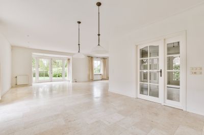 Interior Design Features